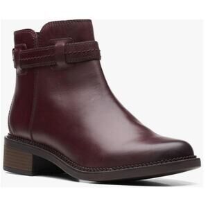 Clarks Maye Ease Leather Boots 6 NWT Dark Brown Ankle Bootie Zip Western Comfort